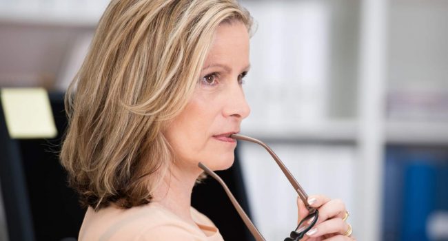 I 10 sintomi della menopausa: quali sono e i segnali più evidenti '