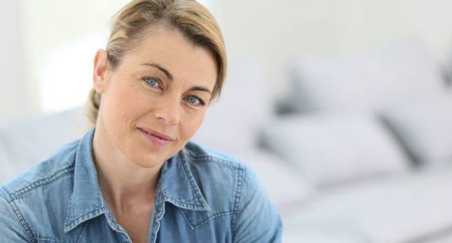 Come si manifesta l’inizio della menopausa? '